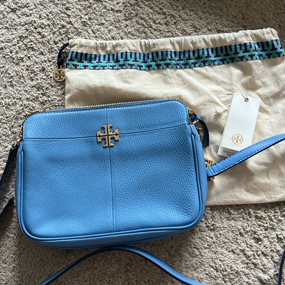 Tory Burch Ivy Crossbody Bag - Picture 11 of 11
